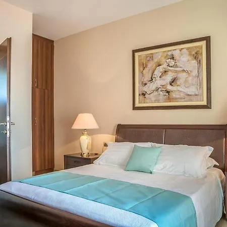 Villa Sleeps 6 Pool Air Con Wifi Sami (Kefalonia)